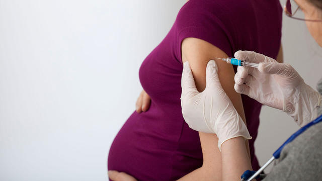 Нужно ли делать прививку от гепатита А беременным
